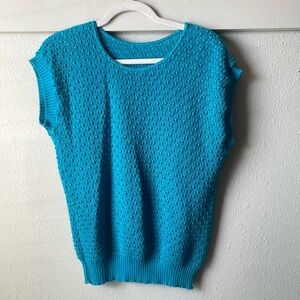 Vintage blue knit cap sleeve sweater top